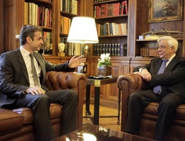 Έκτακτη συνάντηση Κ.Μητσοτάκη-Π.Παυλόπουλου για το Σκοπιανό